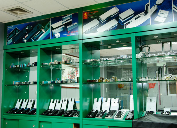 LeiPang Glass Hardware Manufacturer 